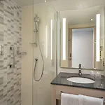 Hotel Hampton By Hilton 3*