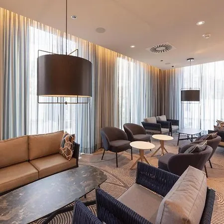 Hampton By Hilton