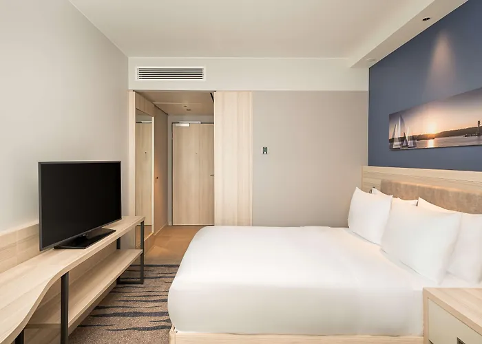 Szálloda Hampton By Hilton 3*